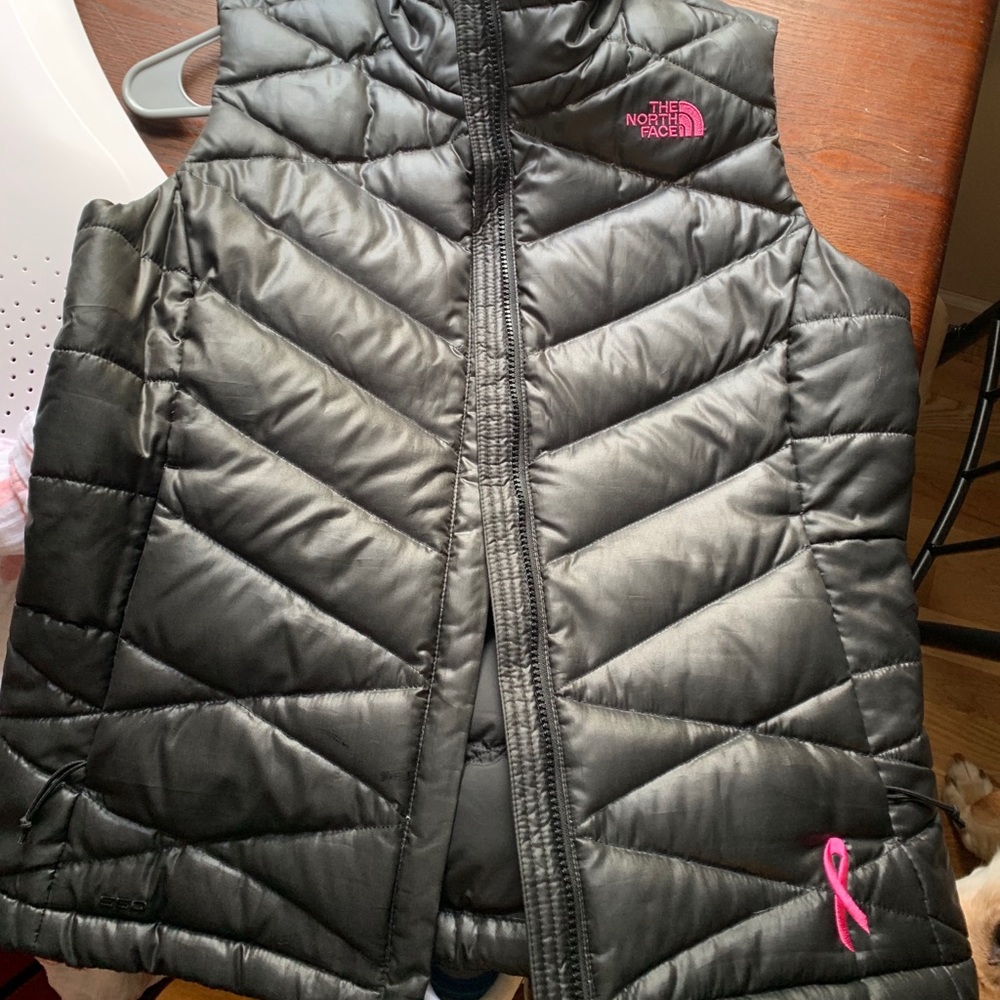 Women’s Northface Vest